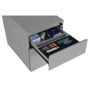 Kovinski predalnik na kolesih